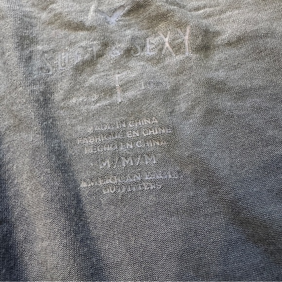 SOFT & SEXY American Eagle Outfitters embroidered flowers V neck M distressed - Picture 7 of 8